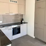 Pensjonat Cape Homes St-sulpice 3*
